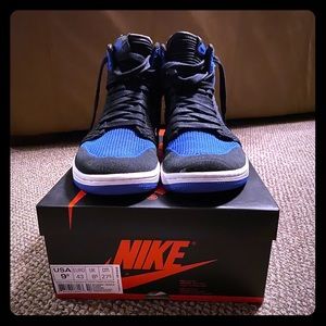 Air Jordan 1 Retro High Flyknit